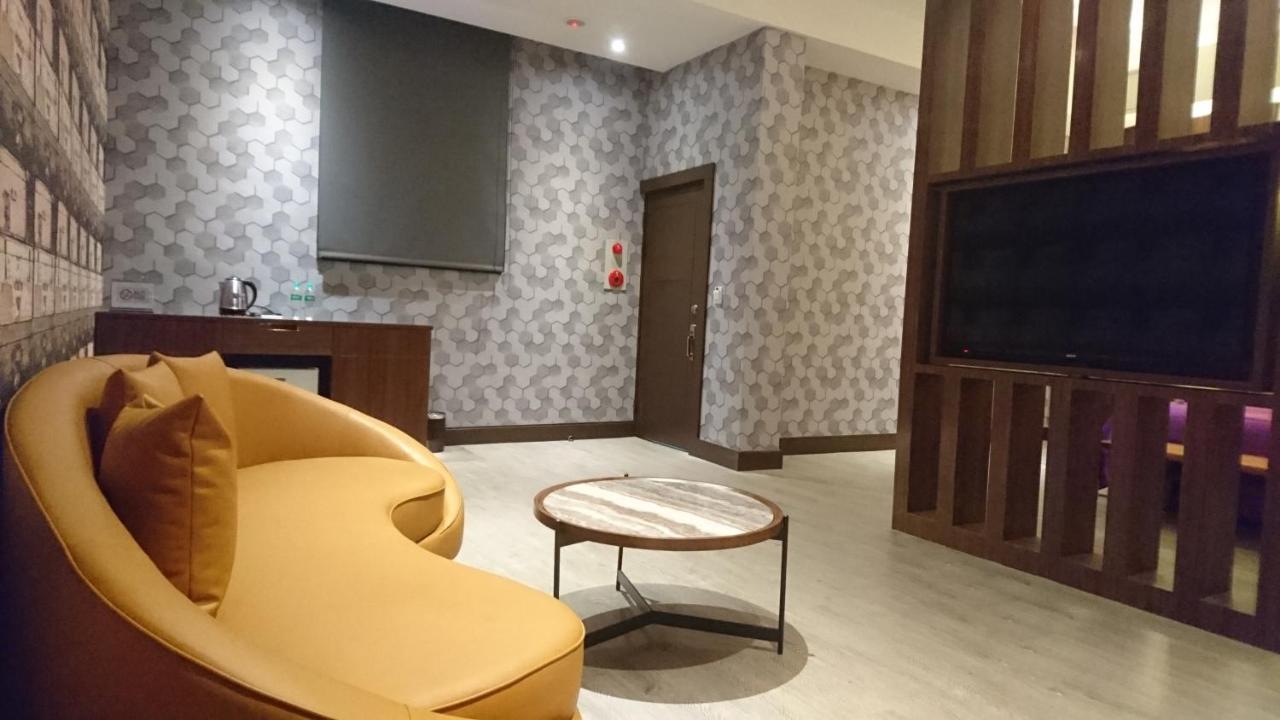 Venice Motel Ταϊχούνγκ Εξωτερικό φωτογραφία